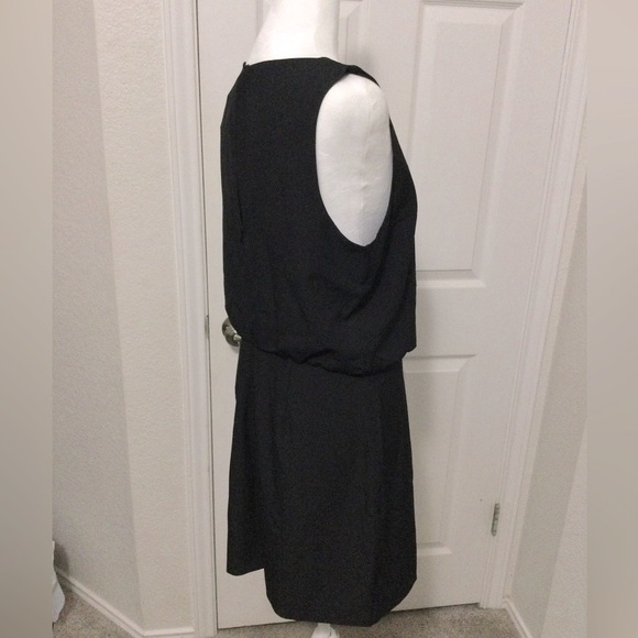 Banana Republic Factory SCULPTED BLOUSANT-WAIST MINI DRESS Black Size 12P - Picture 3 of 10